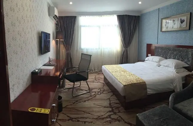 Deluxe Tek Büyük Yataklı Oda