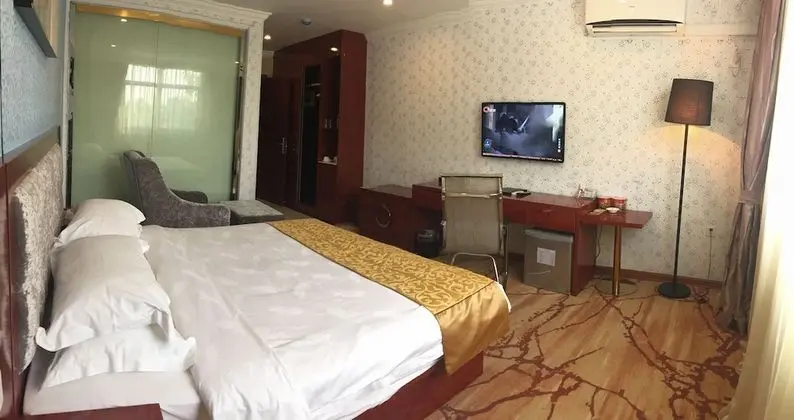Deluxe Tek Büyük Yataklı Oda
