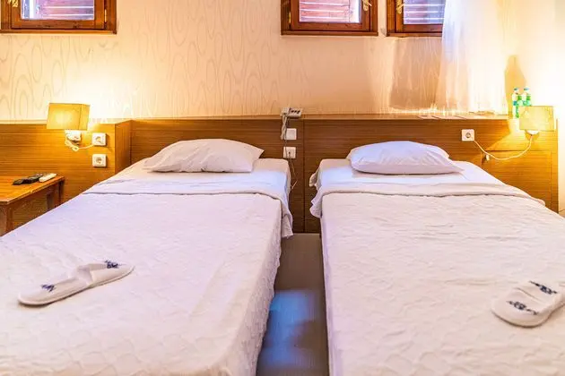 Ikı Ayrı Yataklı Yarı Bodrum Katı (İptal Edilemez)