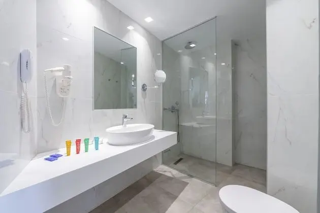 Deluxe Tek Büyük Yataklı Oda, Bahçe Manzaralı