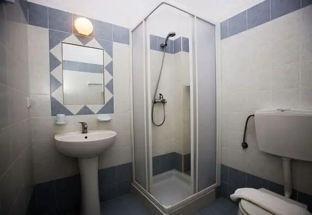 Panoramic Tek Büyük Yataklı Oda