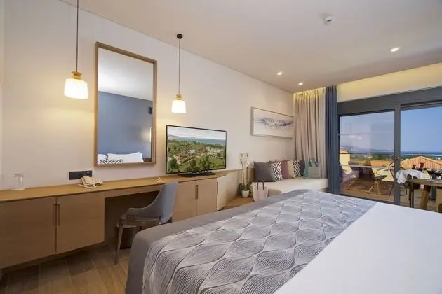 Junior Süit, Balkon, Deniz Manzaralı