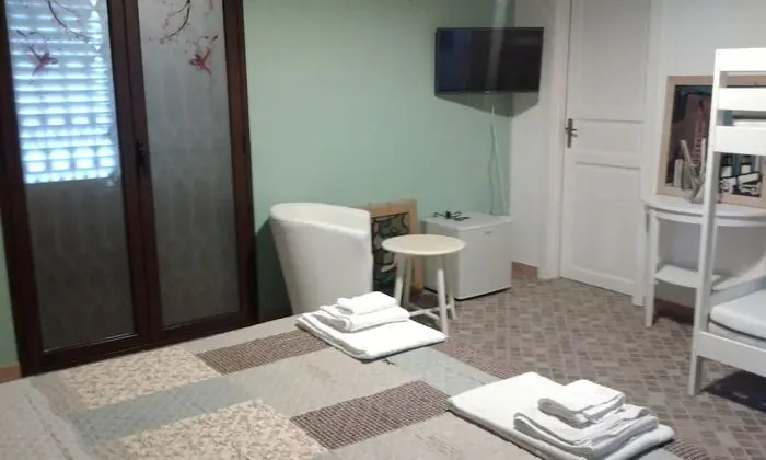 Tek Büyük Yataklı Oda, Bahçe Manzaralı