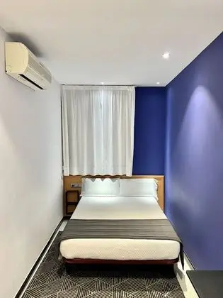 Tek Büyük Yataklı Oda, 1 Çift Kişilik Yatak