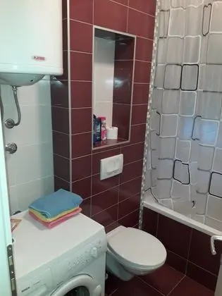 Comfort Apart Daire, Bahçe Manzaralı