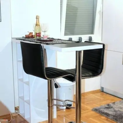 Family Apart Daire, Bahçe Manzaralı