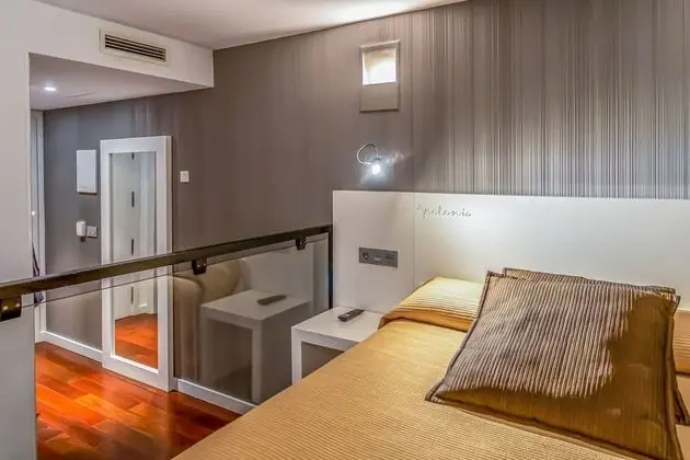 Tek Büyük veya İki Ayrı Yataklı Oda