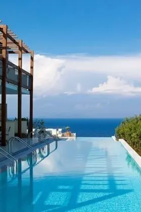 Deluxe Twin Room Swim-Up Side Sea View