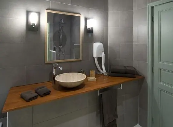 Standard Tek Büyük Yataklı Oda, Özel Banyo (Avec Terrasse)