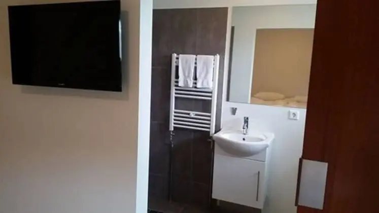 Tek Büyük veya İki Ayrı Yataklı Oda, Özel Banyo