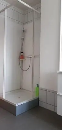 Üç Kişilik Oda, Özel Banyo