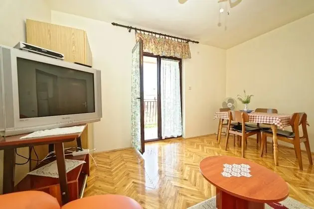 Apart Daire, 1 Çift Kişilik Yatak ve Çekyat