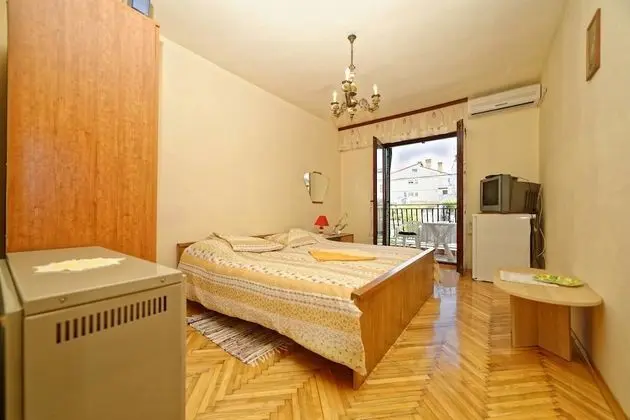 Oda, 1 Çift Kişilik Yatak