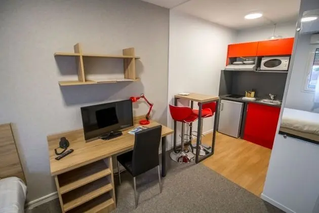 Stüdyo, 1 Çift Kişilik Yatak