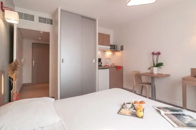 Stüdyo, 1 Çift Kişilik Yatak