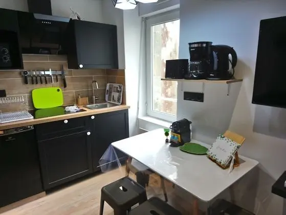 Apart Daire, Avlu Manzaralı (COSY BREST 8)