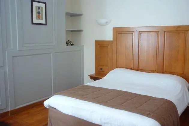 Tek Büyük Yataklı Oda, Küçük Mutfak