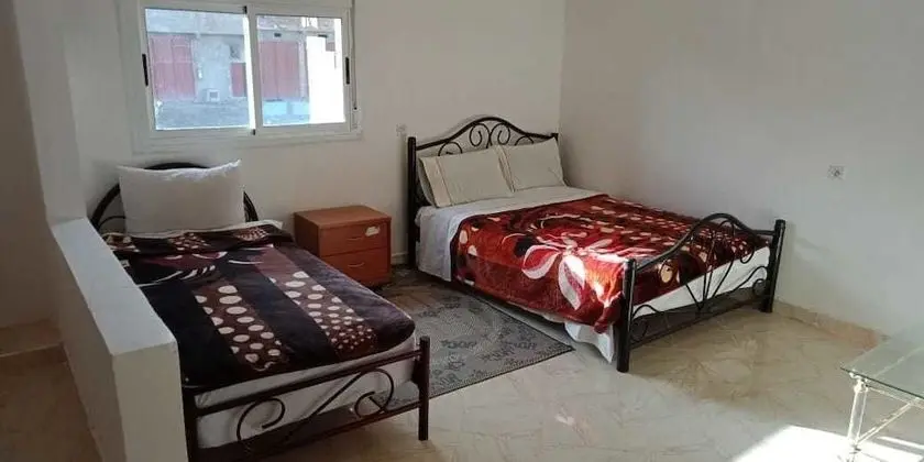 Üç Kişilik Oda