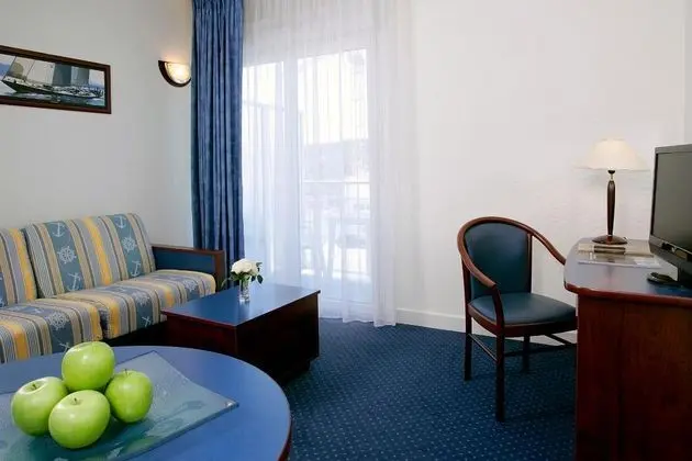 Apart Daire Capacity 6