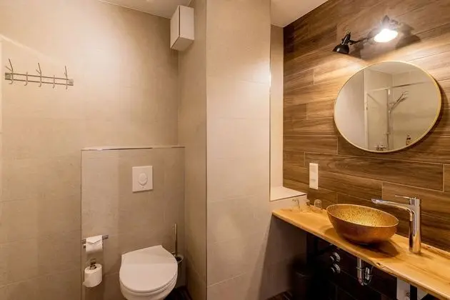 Apart Daire, 2 Yatak Odası, Balkon, Bahçe Manzaralı