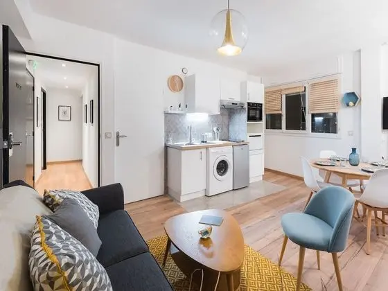 Apart Daire, Özel Banyo (5 min.Gare + Terrasse)