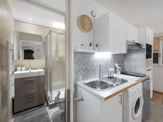 Apart Daire, Özel Banyo (5 min.Gare + Terrasse)