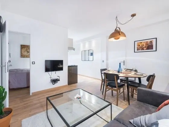 Apart Daire, Özel Banyo, Şehir Manzaralı (5 min.Gare + Calme absolu)