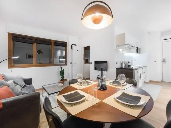 Apart Daire, Özel Banyo, Şehir Manzaralı (5 min.Gare + Calme absolu)