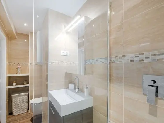 Apart Daire, Özel Banyo, Şehir Manzaralı (5 min.Gare + Calme absolu)