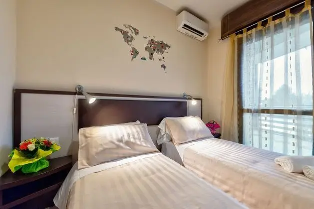 Tek Büyük Yataklı Oda