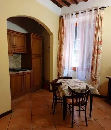 Apart Daire, 2 Yatak Odası, Buzdolabı