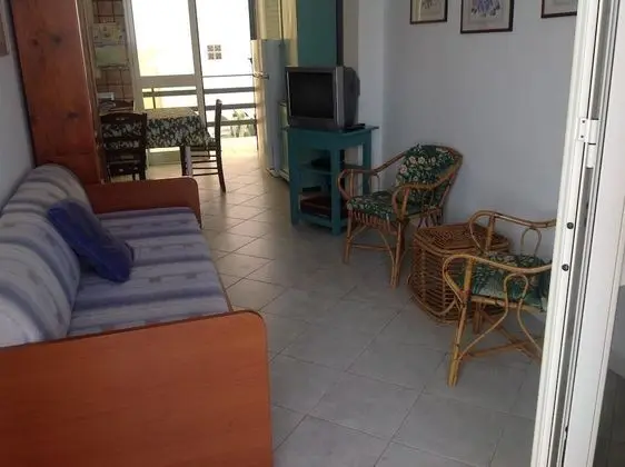 Apart Daire, Bahçeli
