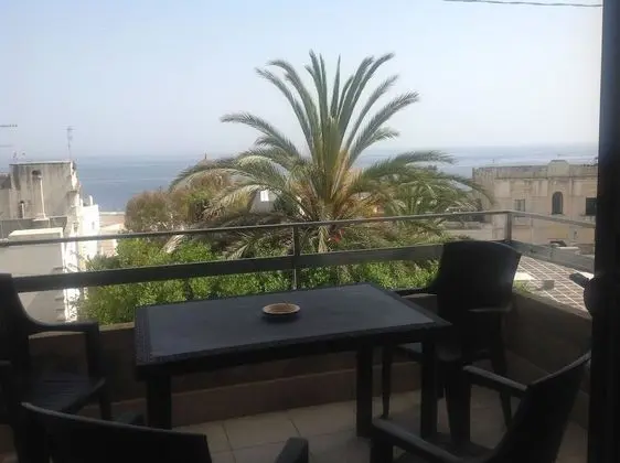 Apart Daire, Deniz Manzaralı