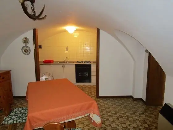 Apart Daire, 2 Yatak Odası (Volti)