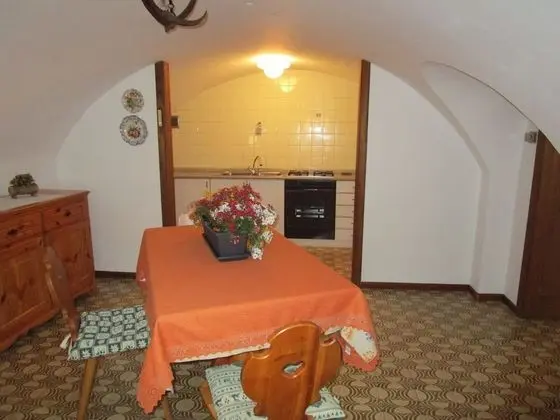 Apart Daire, 2 Yatak Odası (Volti)