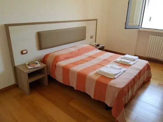 Apart Daire, 2 Yatak Odası (Trilocale con angolo cottura)