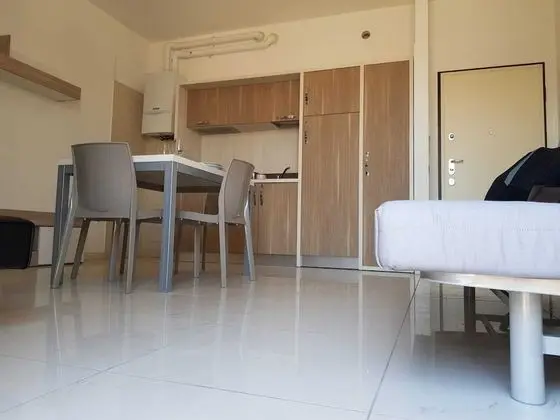 Apart Daire, 2 Yatak Odası (Trilocale con angolo cottura)