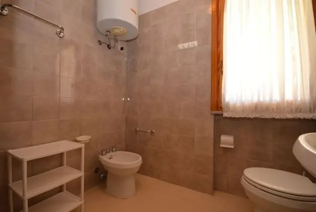 Stüdyo, Bahçe Manzaralı