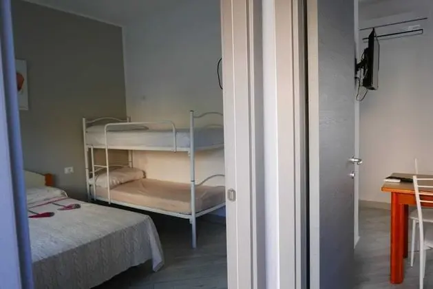 Apart Daire, 2 Yatak Odası (2)