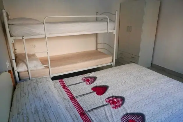 Apart Daire, 2 Yatak Odası (2)