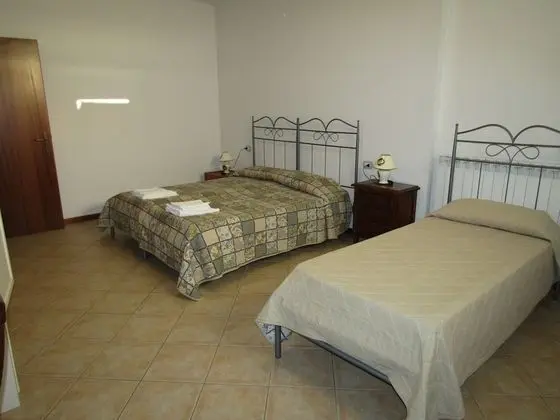 Tek Büyük veya İki Ayrı Yataklı Oda