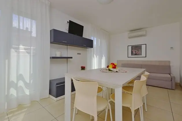 Apart Daire, 2 Yatak Odası, Balkon (C8.1)