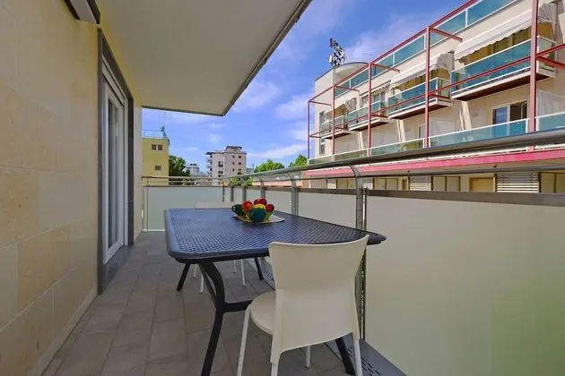 Apart Daire, 2 Yatak Odası, Balkon (C8.1)