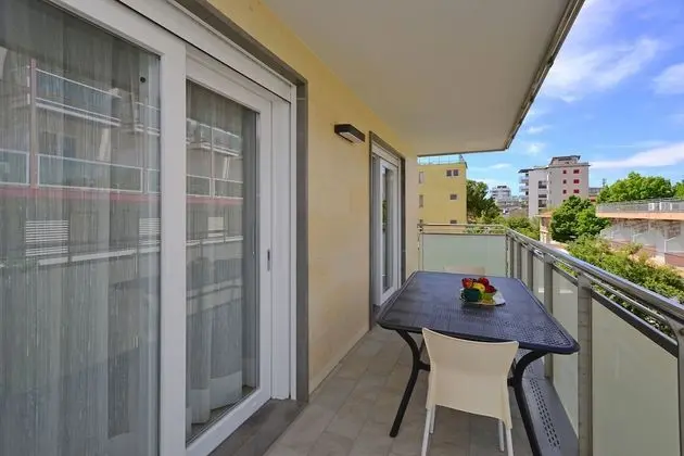 Apart Daire, 2 Yatak Odası, Balkon (C8.1)