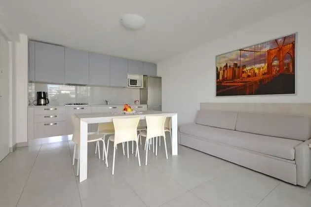 Apart Daire, 2 Yatak Odası, Balkon (C8SB)