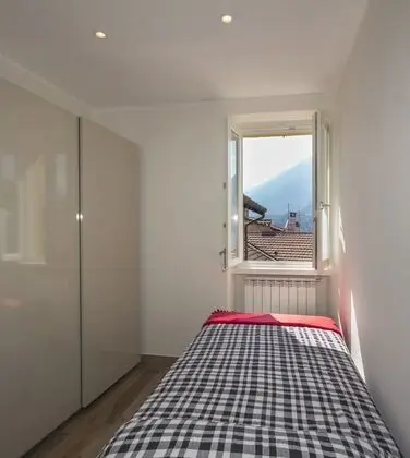 Panoramic Apart Daire, 2 Yatak Odası, Balkon, Göl Manzaralı