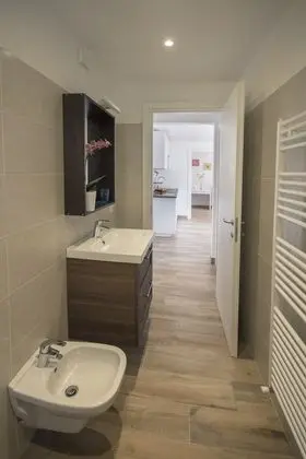 Panoramic Apart Daire, 2 Yatak Odası, Balkon, Göl Manzaralı