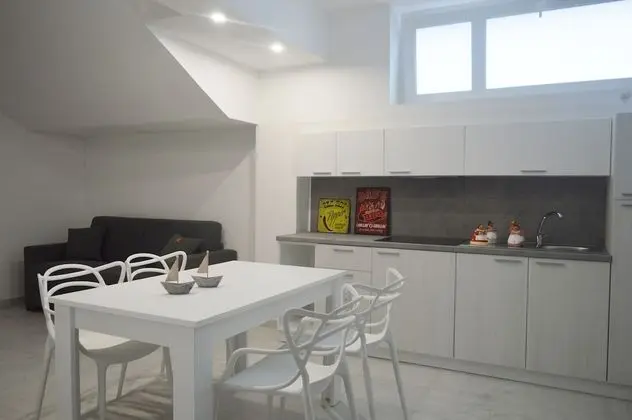 Basic Apart Daire, 2 Yatak Odası, 2 Banyolu (Basement)