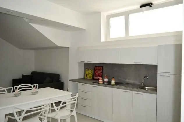 Basic Apart Daire, 2 Yatak Odası, 2 Banyolu (Basement)