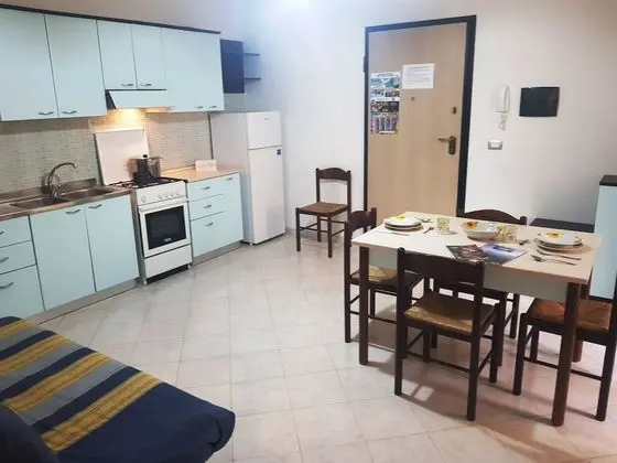 Apart Daire, 2 Yatak Odası (Trilocale Savonarola 5 posti)